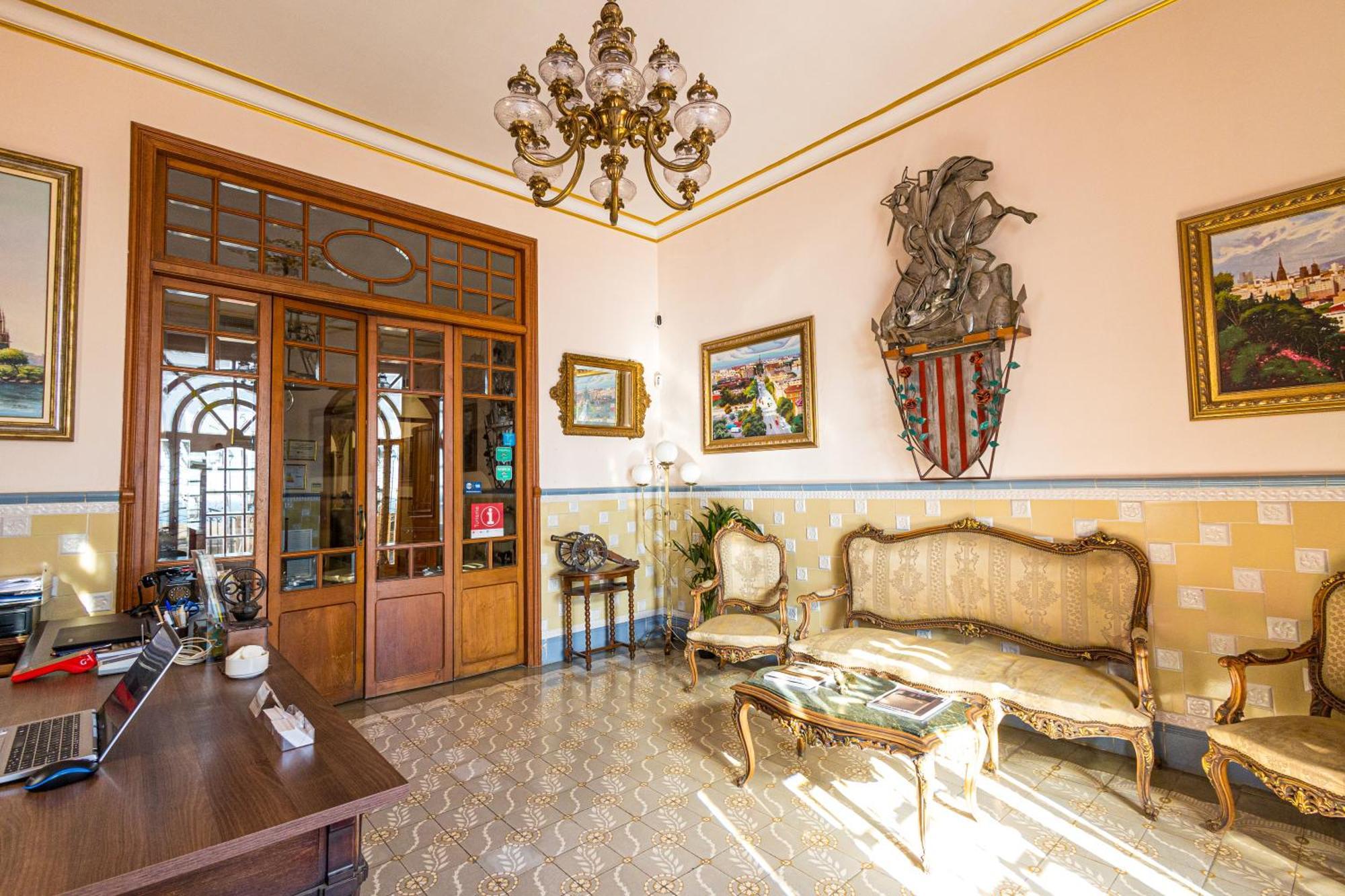 Hotel Llar De Capitans El El Masnou Extérieur photo