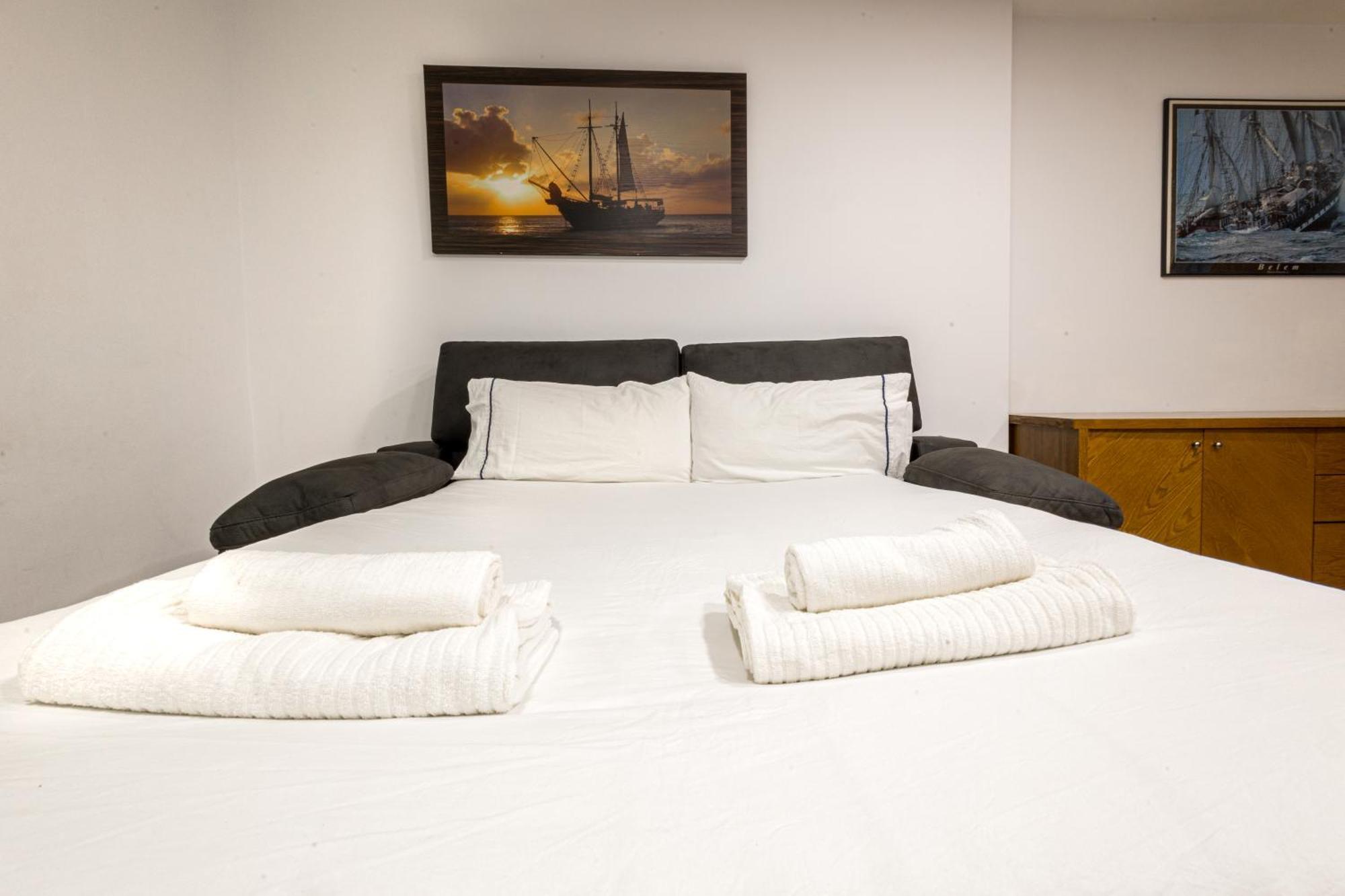 Hotel Llar De Capitans El El Masnou Extérieur photo