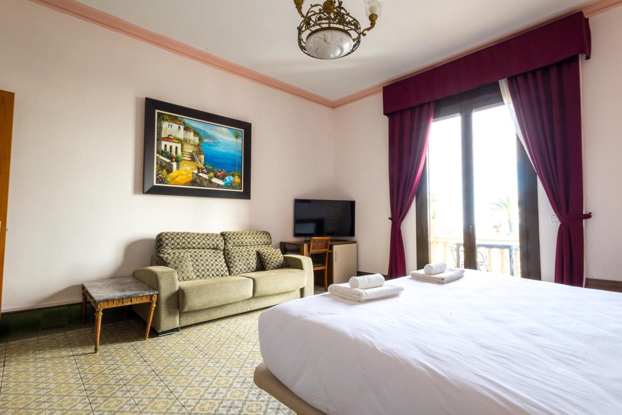 Hotel Llar De Capitans El El Masnou Extérieur photo